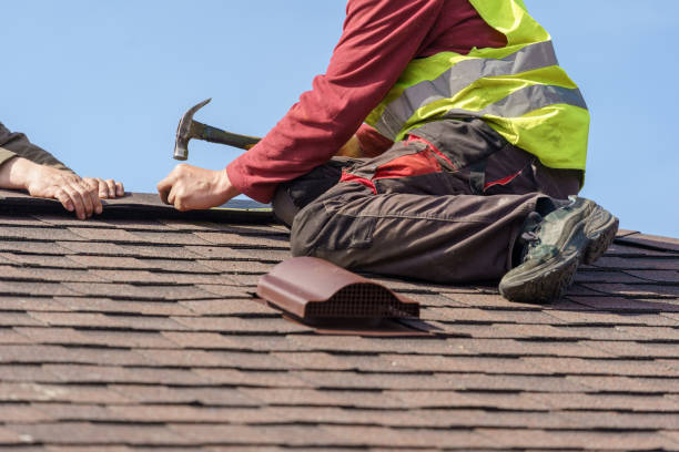 Best Storm Damage Roof Repair  in Fountainebleau, FL